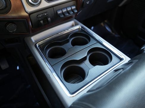 Used 2015 Ford F350 Lariat image 30