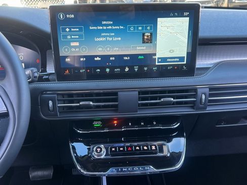 New 2026 Lincoln Corsair Premiere image 15