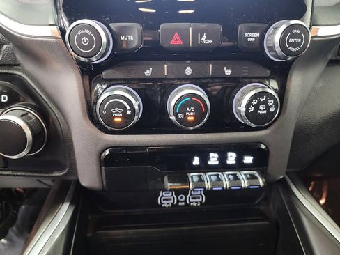 Used 2025 RAM 1500 Big Horn AWD/4WD image 19