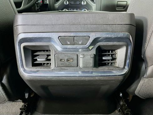 Used 2023 GMC Sierra 3500 Denali w/ Denali Ultimate Package AWD/4WD image 34