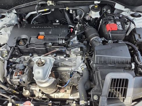Used 2025 Honda HR-V LX image 38