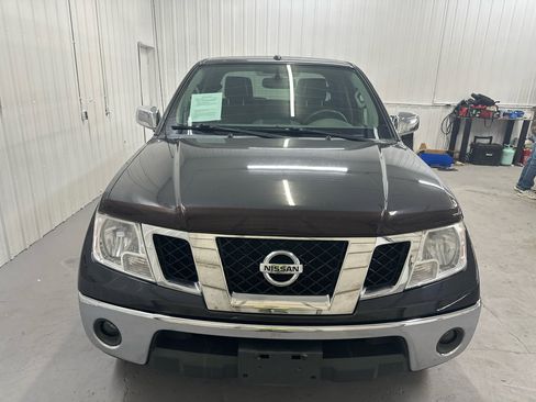 Used 2013 Nissan Frontier SL image 22
