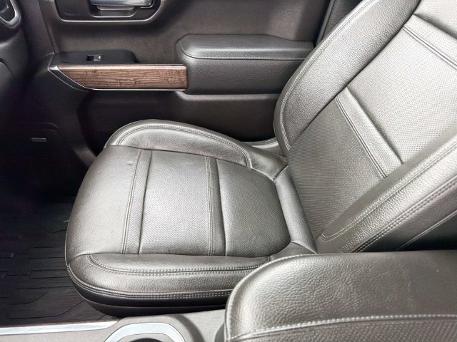 Used 2022 GMC Sierra 1500 Denali w/ Denali Premium Package RWD image 21