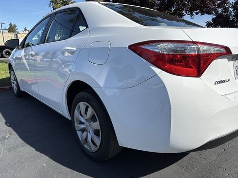 Used 2016 Toyota Corolla LE FWD image 8