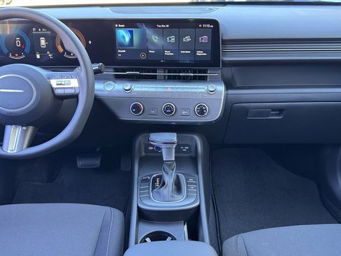New 2026 Hyundai Kona SE image 4