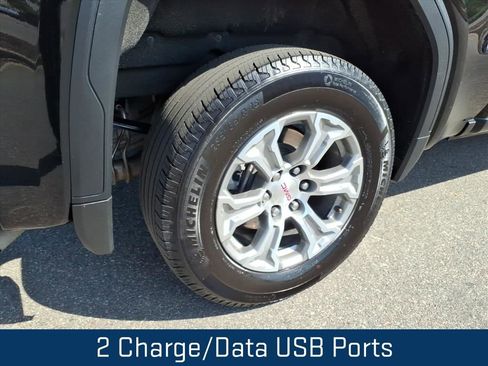 Certified 2025 GMC Sierra 1500 SLT image 33