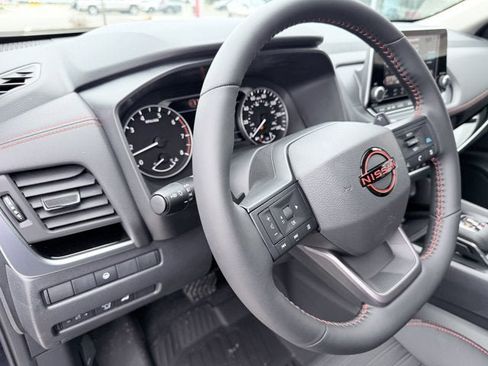 New 2026 Nissan Rogue Rock Creek image 15