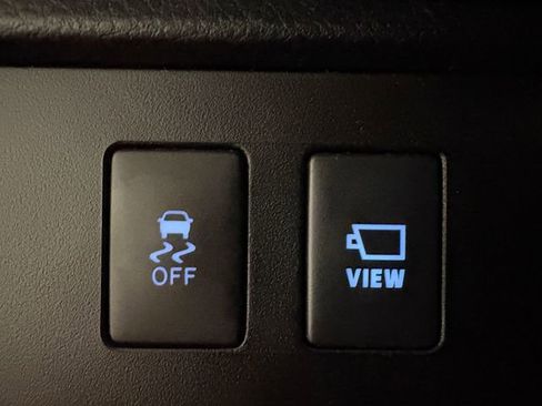 Certified 2020 Toyota Tacoma TRD Sport image 16