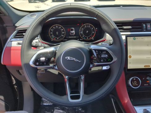 New 2026 Jaguar F-PACE R-Dynamic S image 33