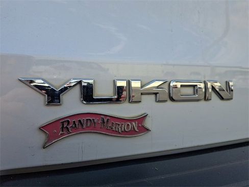 Used 2018 GMC Yukon SLT w/ Open Road Package image 30