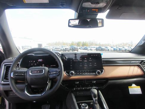 New 2026 GMC Canyon AT4 w/ Nightfall Essentials Package AWD/4WD image 14