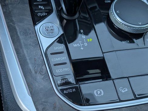 Used 2019 BMW X5 xDrive40i w/ Convenience Package image 26