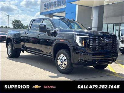 New 2026 GMC Sierra 3500 Denali Ultimate w/ LPO, Black Badging Package