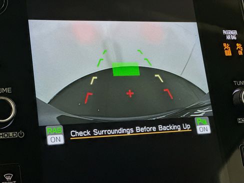 Used 2025 Subaru Ascent Premium image 22