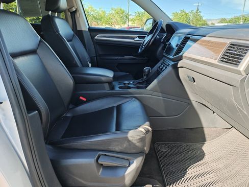 Used 2018 Volkswagen Atlas SE AWD/4WD image 29