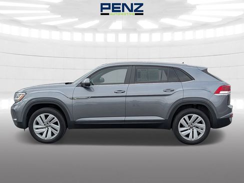 Used 2023 Volkswagen Atlas Cross Sport SE AWD/4WD image 4