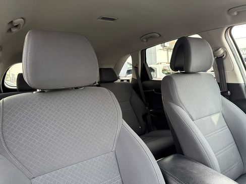 Used 2016 Kia Sorento FWD image 14