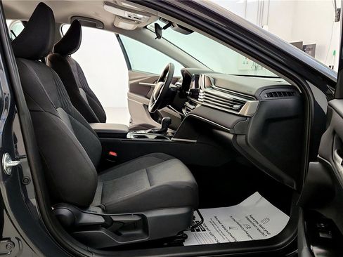 Used 2025 Toyota Camry LE image 17