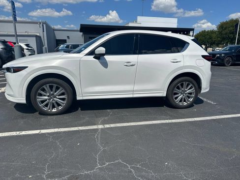 Used 2023 MAZDA CX-5 Signature AWD/4WD image 3