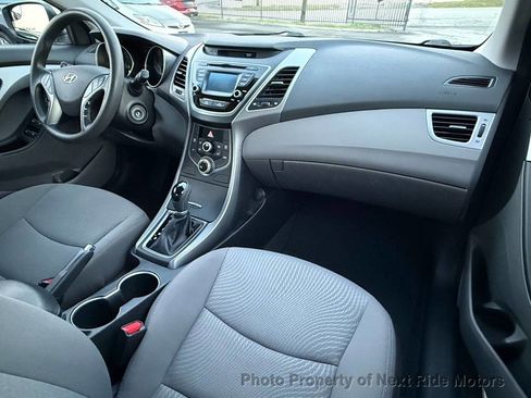 Used 2015 Hyundai Elantra SE w/ Option Group 02 image 14