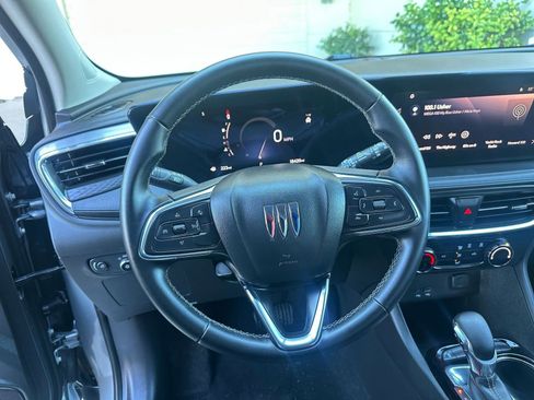 Used 2025 Buick Encore GX Preferred image 28
