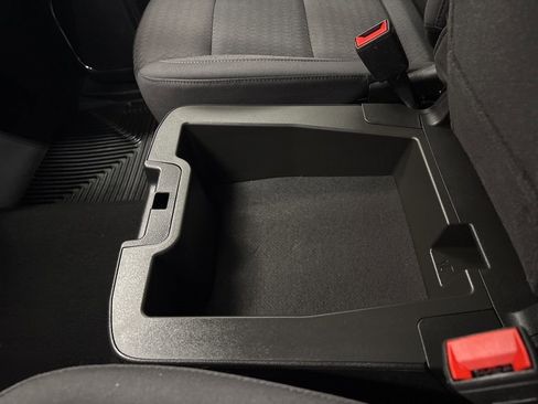 Used 2024 Chevrolet Silverado 1500 LT image 22