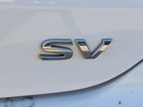 Used 2022 Nissan Kicks SV FWD image 7