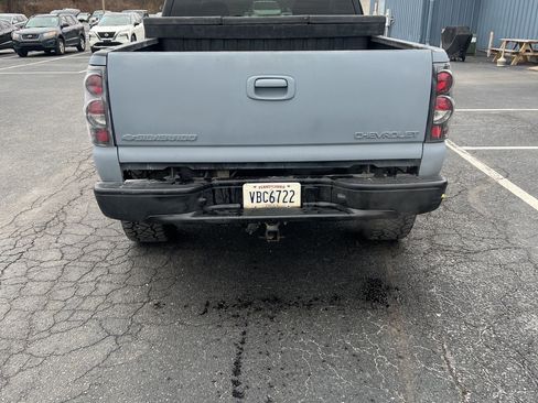 Used 2001 Chevrolet Silverado 2500 LS w/ Snow Plow Prep Pkg image 5