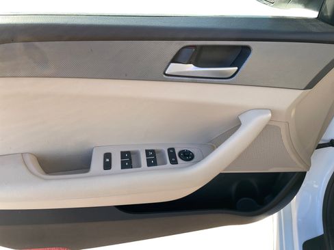 Used 2018 Hyundai Sonata SE image 20