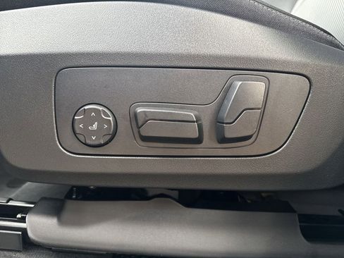 New 2026 BMW X1 xDrive28i w/ Technology Package image 16