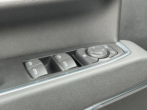 New 2026 GMC Sierra 2500 SLE w/ SLE Value Package; AWD/4WD image 21