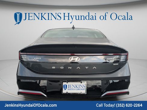 New 2026 Hyundai Sonata Limited FWD image 5