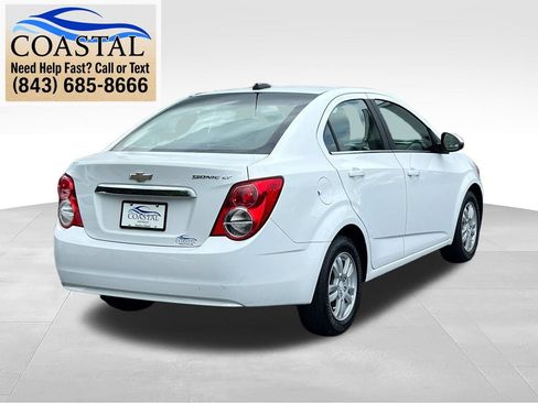 Used 2016 Chevrolet Sonic LT FWD image 10