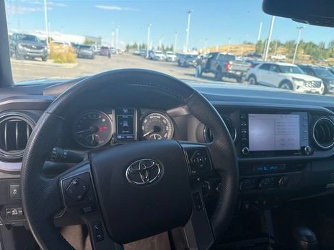 Used 2023 Toyota Tacoma TRD Off-Road AWD/4WD image 8