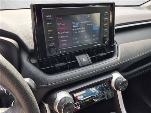 Used 2022 Toyota RAV4 XLE w/ Convenience Package FWD image 12