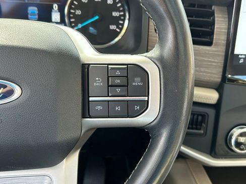 Used 2022 Ford Expedition Limited image 53