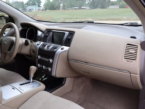 Used 2012 Nissan Murano SV AWD/4WD image 17