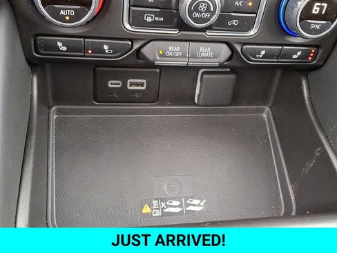 Used 2024 Chevrolet Tahoe LT w/ LT Signature Plus Package AWD/4WD image 26