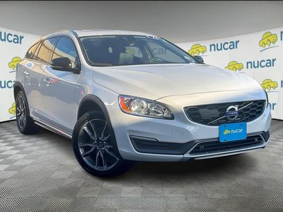 Used 2016 Volvo V60 T5 Cross Country w/ Convenience Package
