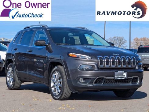 Used 2018 Jeep Cherokee Limited image 2