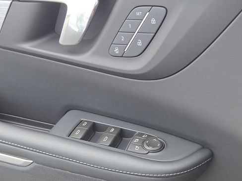 New 2026 Buick Enclave Preferred w/ Power Package FWD image 28