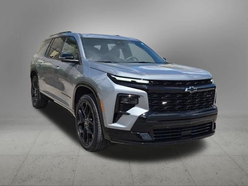 Used 2024 Chevrolet Traverse RS AWD/4WD image 8