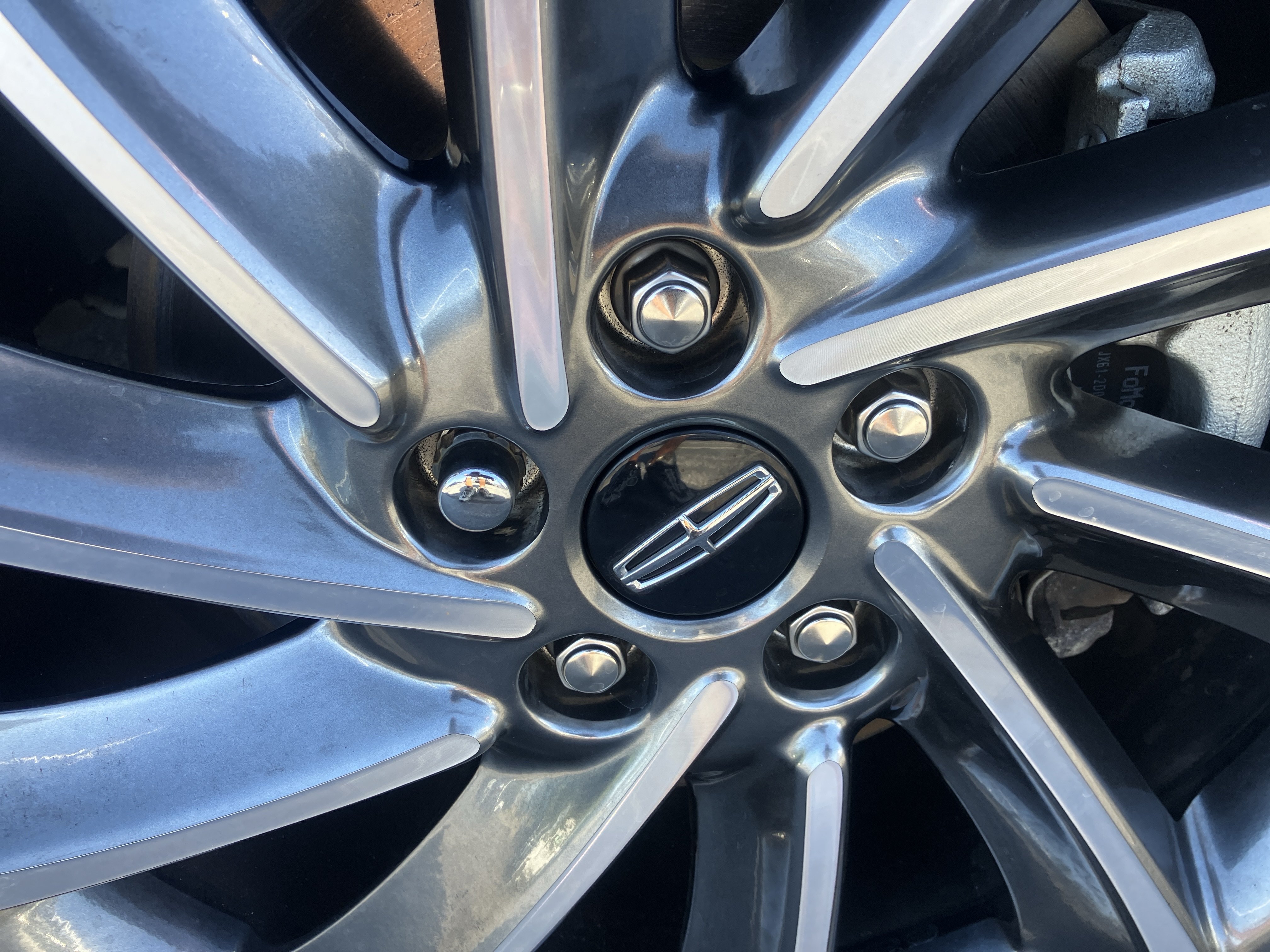 Used 2024 Lincoln Corsair AWD w/ Equipment Group 101A image 14