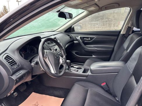 Used 2017 Nissan Altima 2.5 SR image 10