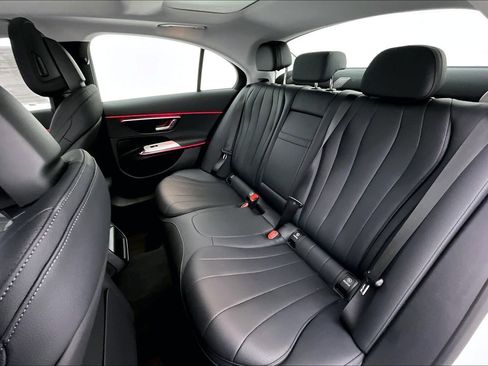 Used 2026 Mercedes-Benz E 350 Sedan image 18