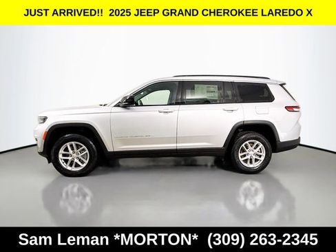 New 2025 Jeep Grand Cherokee L Laredo image 4