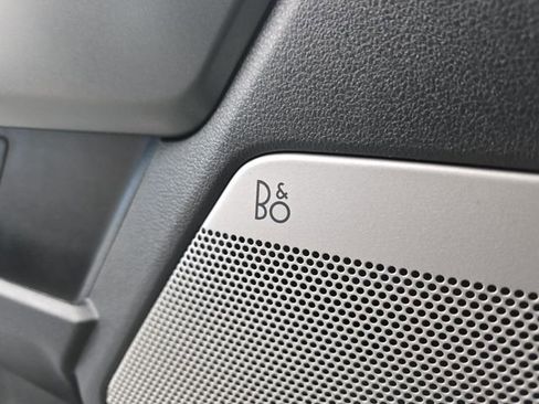 Used 2023 Ford F150 Lightning Lariat image 26