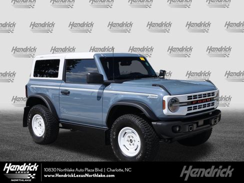 Used 2024 Ford Bronco Heritage Edition AWD/4WD image 1