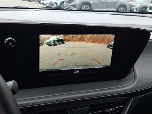 Used 2024 Buick Encore GX Sport Touring image 19