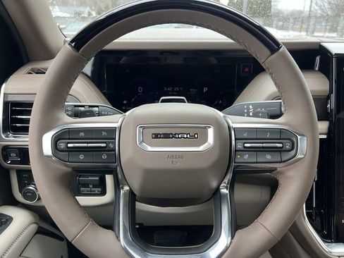 New 2026 GMC Yukon XL Denali w/ Denali Reserve Package image 23